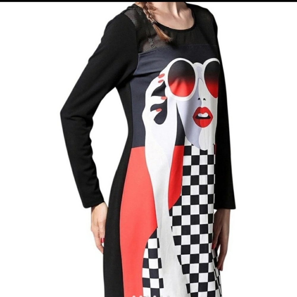 Coeur de Vague Fashionista Shift Dress - Picture 2 of 8